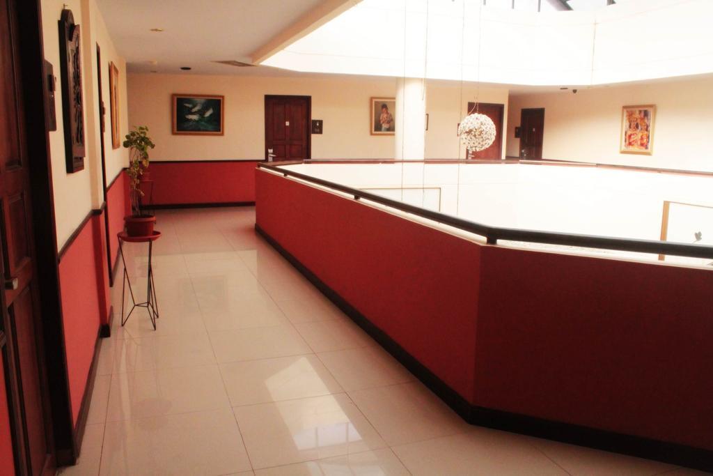 Hotel Reddoorz @ Losari Makassar
