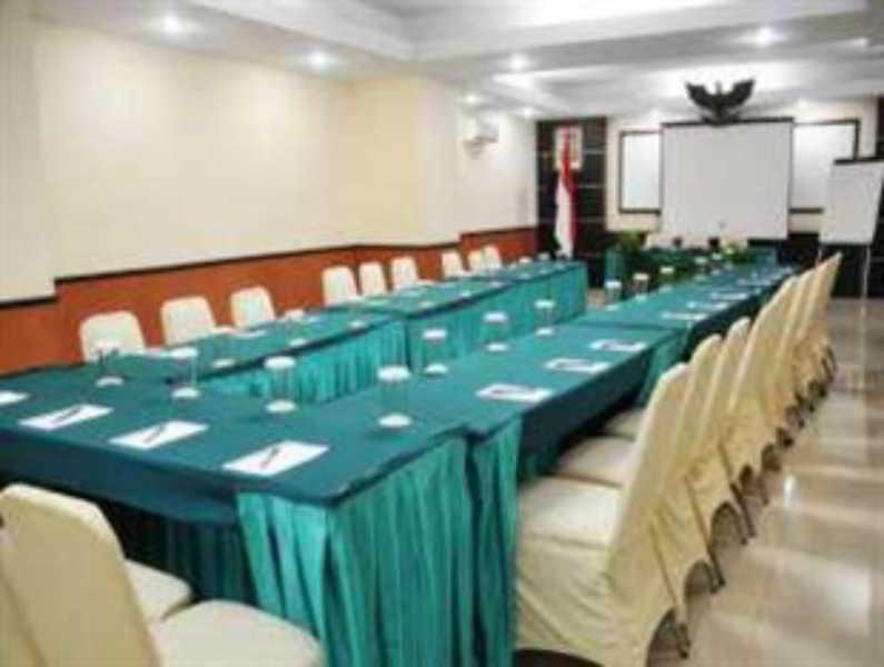 Hotel Reddoorz @ Losari Makassar