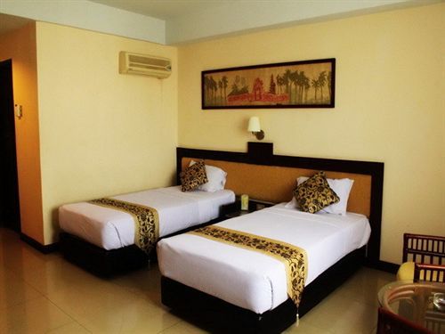 Hotel Reddoorz @ Losari