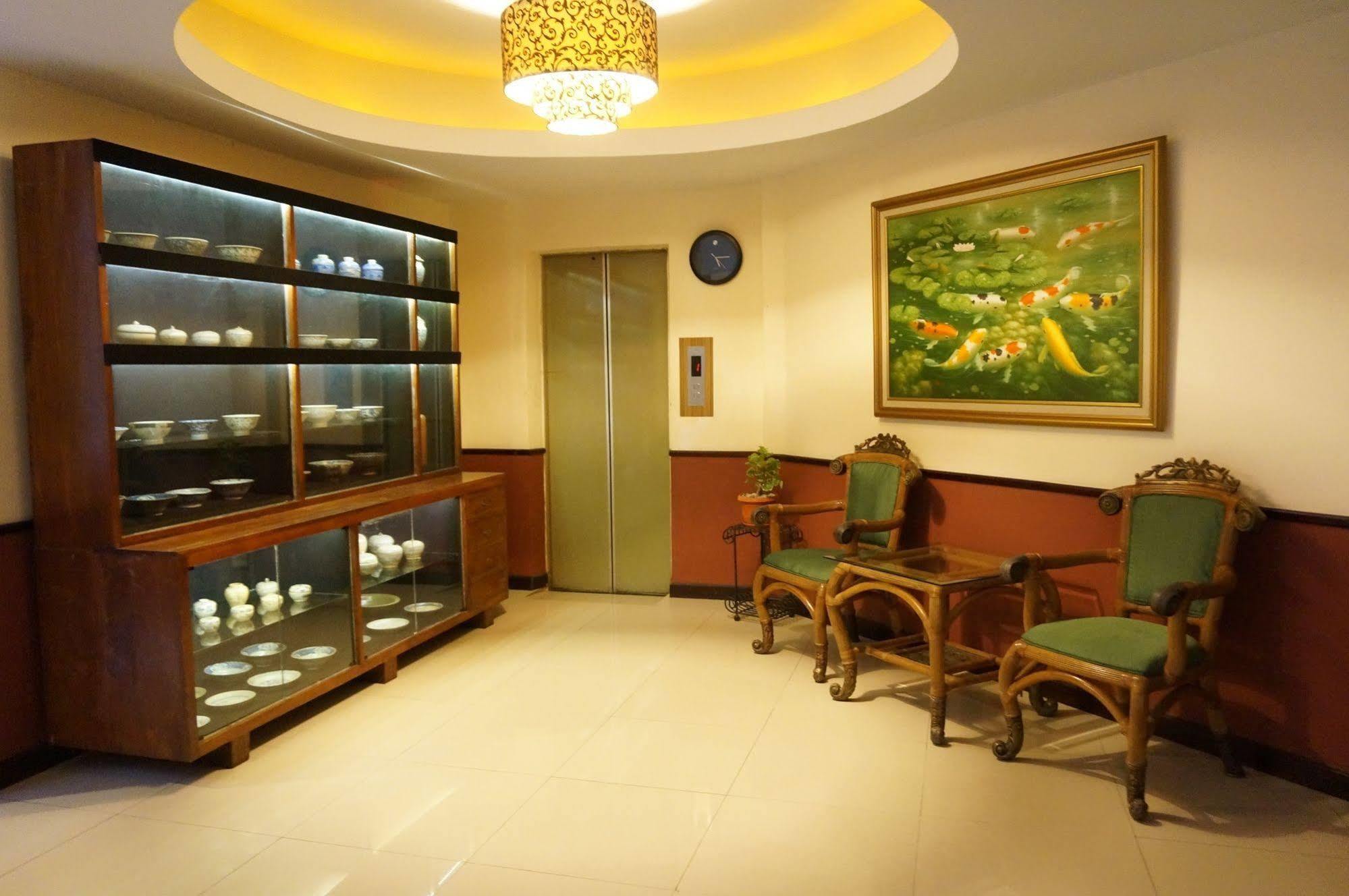 Hotel Reddoorz @ Losari Makassar