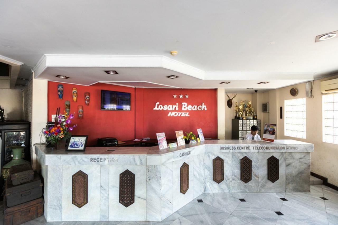 Hotel Reddoorz @ Losari 3*
